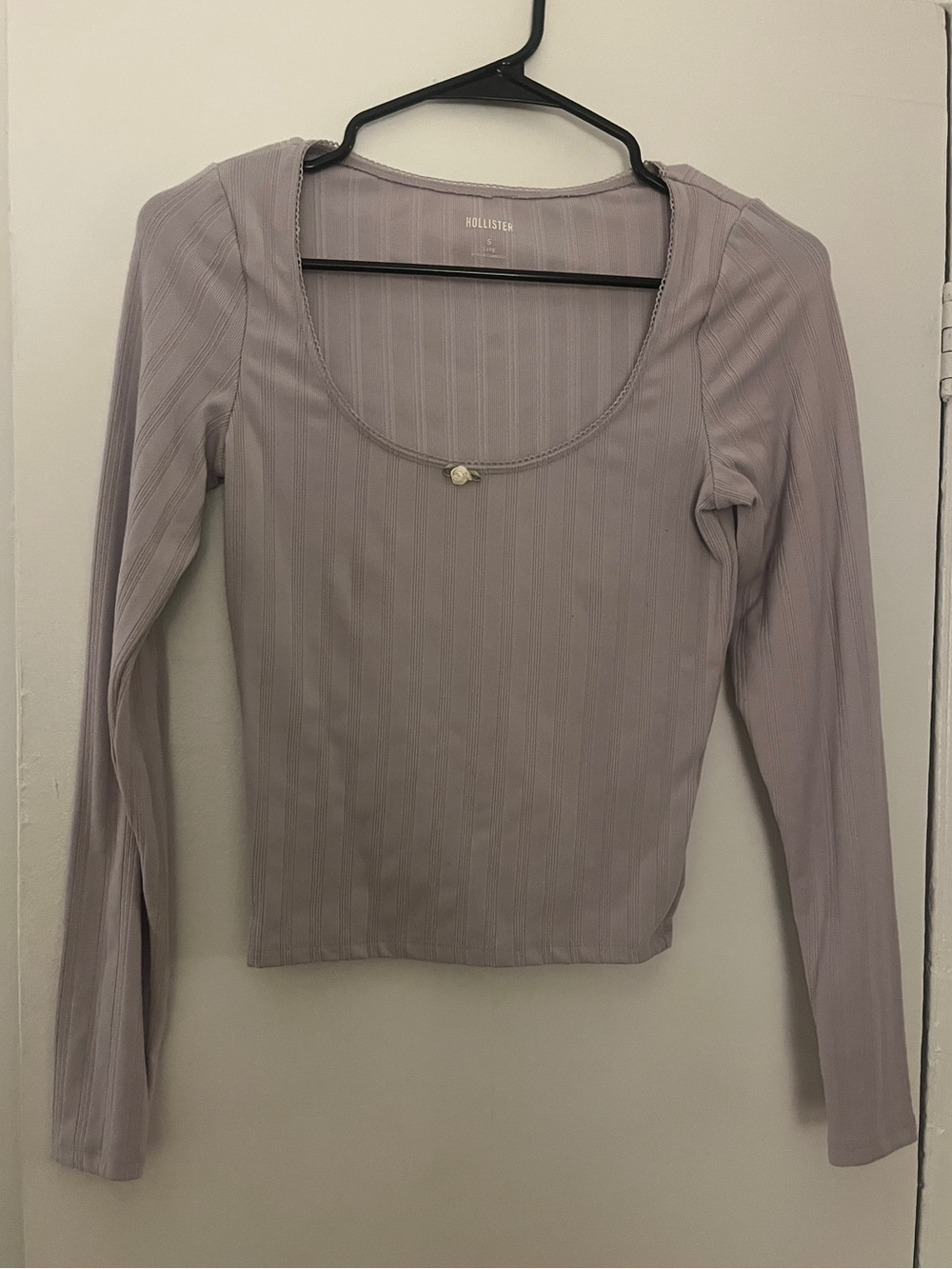 Hollister Pastel Lavender Ribbed Scoop-Neck Long Sleeve Top